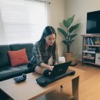 Produktivitas Digital Terbaik: Bagaimana Memilih Hiburan Digital yang Tidak Menghambat Produktivitas?