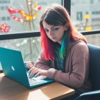 Mengoptimalkan Produktivitas Sambil Menikmati Hiburan Digital